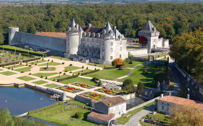 Chateau de la Roche Courbon
