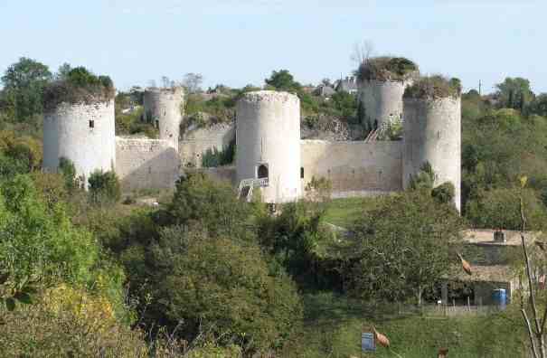 Coudray Salbart Castle