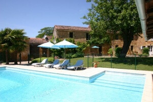 Gitesearch - Honey coloured Holiday cottages, gites and villas in Aquitaine