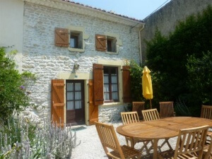 Gitesearch - view of a typical self catering gite in the Poitou Charentes.