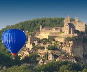 Gitesearch - Hot air ballooning in the Dordogne