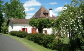 Gite Coquelicot Front