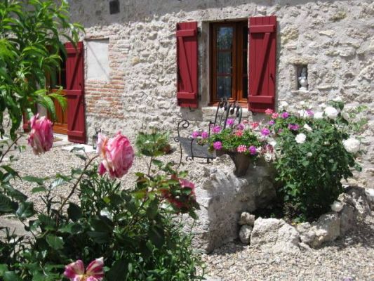 Noisette Cottage Self Catering in France