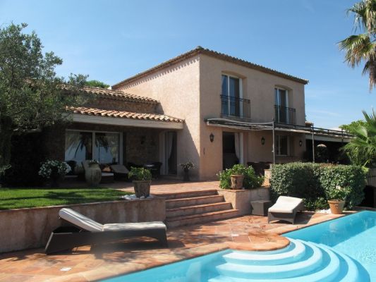 Maison  vue exceptionnelle mer Self Catering in France