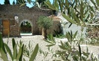 Maison_de_la_roche_pic_secret_garden