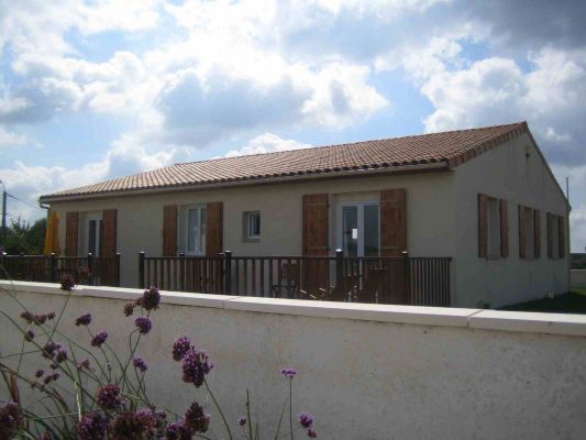 Villa Blanc Self Catering in France