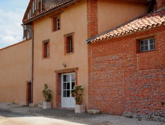 Entrance to Petite Fleur