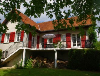 REAR OF GITE SHOWING BALCONY